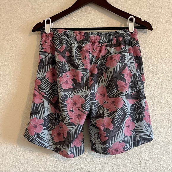 Grunt Style Men's Black Floral Board Shorts Swim Trunks Lined Size Small - Picture 3 of 10